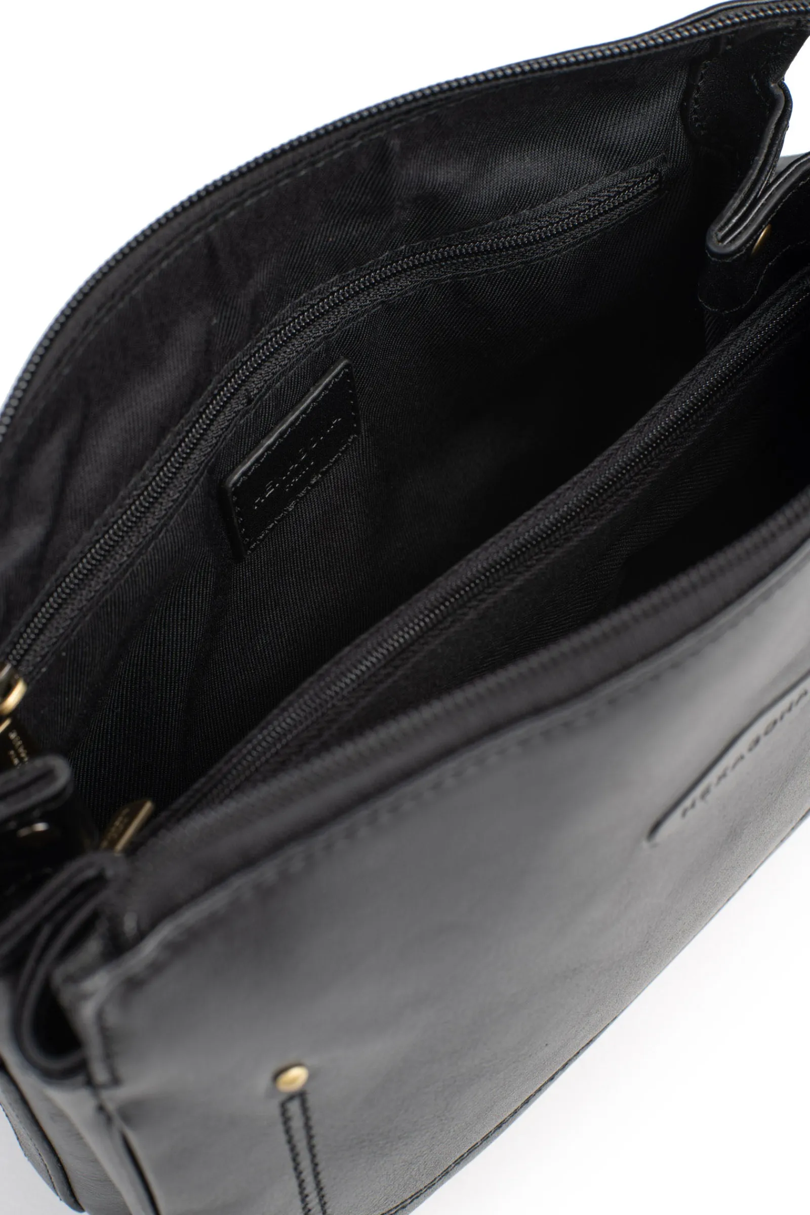 Women Hexagona Shoulder Bag<Trotter - Leather